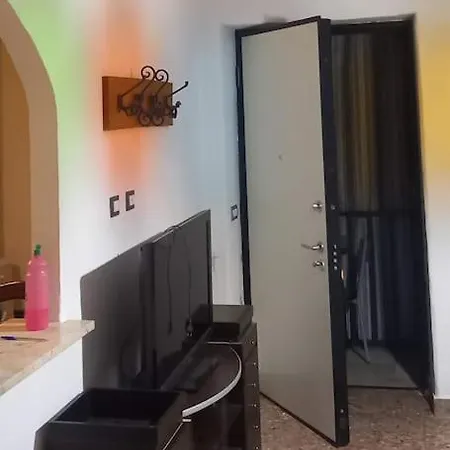 Appartement Centro -150mt Dalla Stazione Ferrovie Nord Tradate