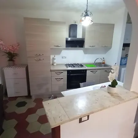 Centro -150mt Dalla Stazione Ferrovie Nord Appartement *